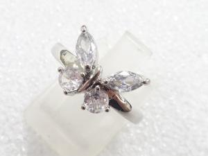 クリスタル　指輪(10.5号)